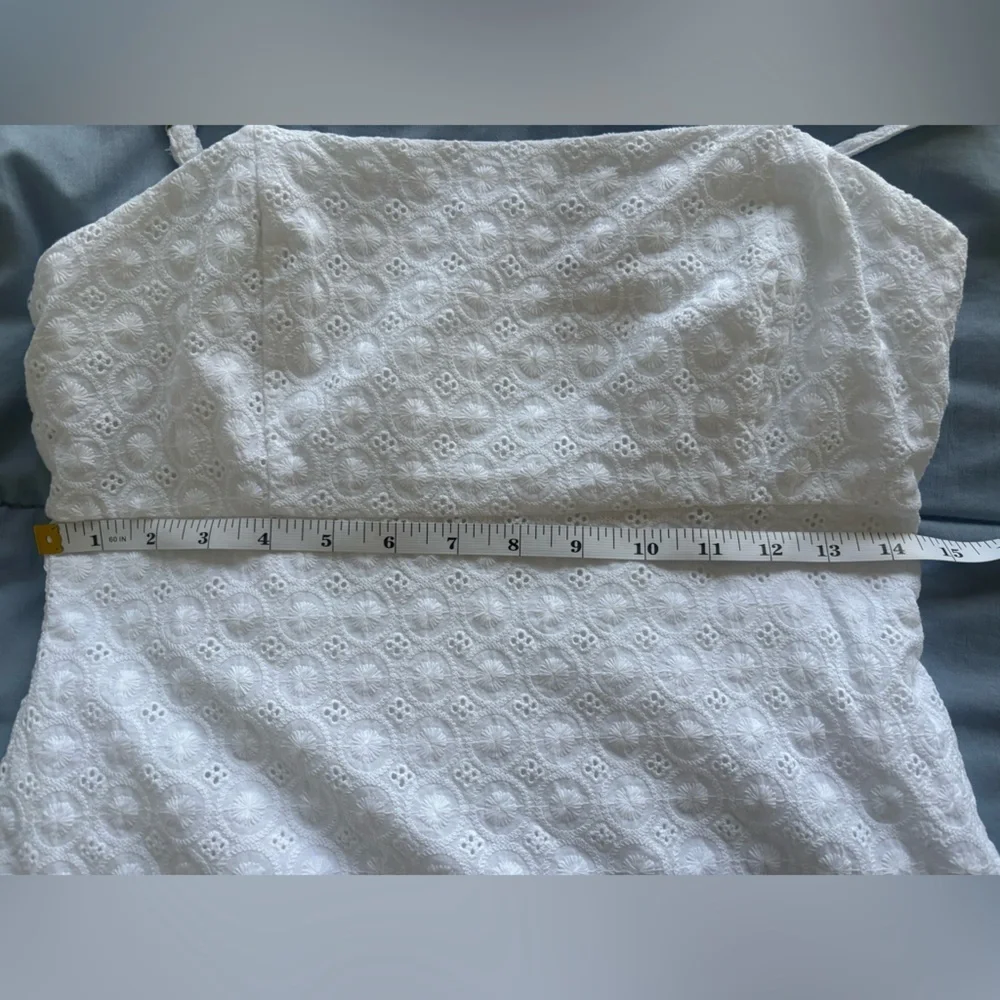 White Eyelet Lace Summer Dress Girls Size M Adjustable Straps Lined